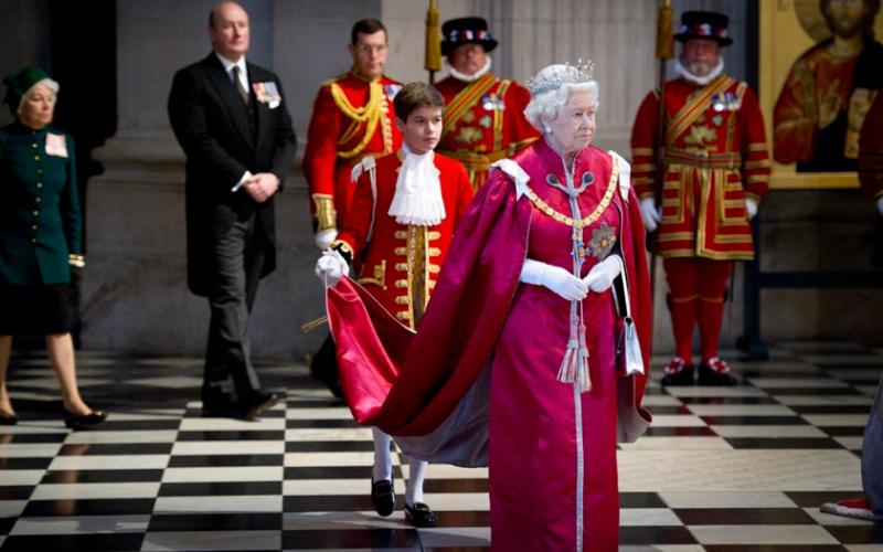 Королева Елизавета II отмечает день рождения: интересные факты биографии монарха