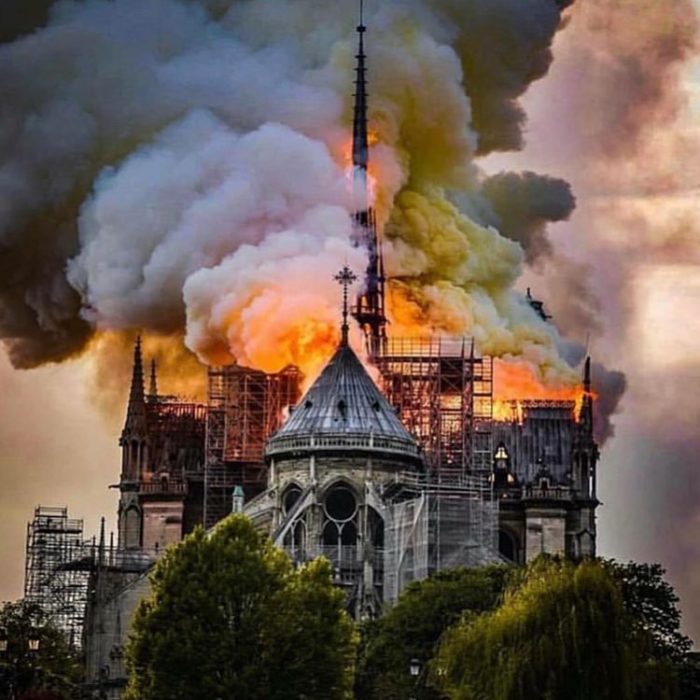 пожар в соборе парижской богоматери причины