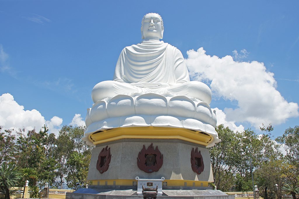 статуя Будди в'єтнам